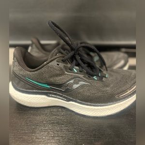 Saucony women’s 10/ used